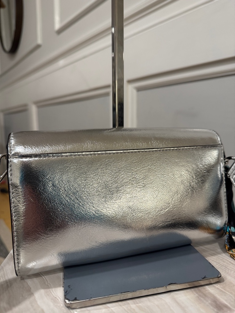 Michael Kors Jet Set Silver Metallic Leather Glitter Logo Strap Crossbody - Picture 7 of 17